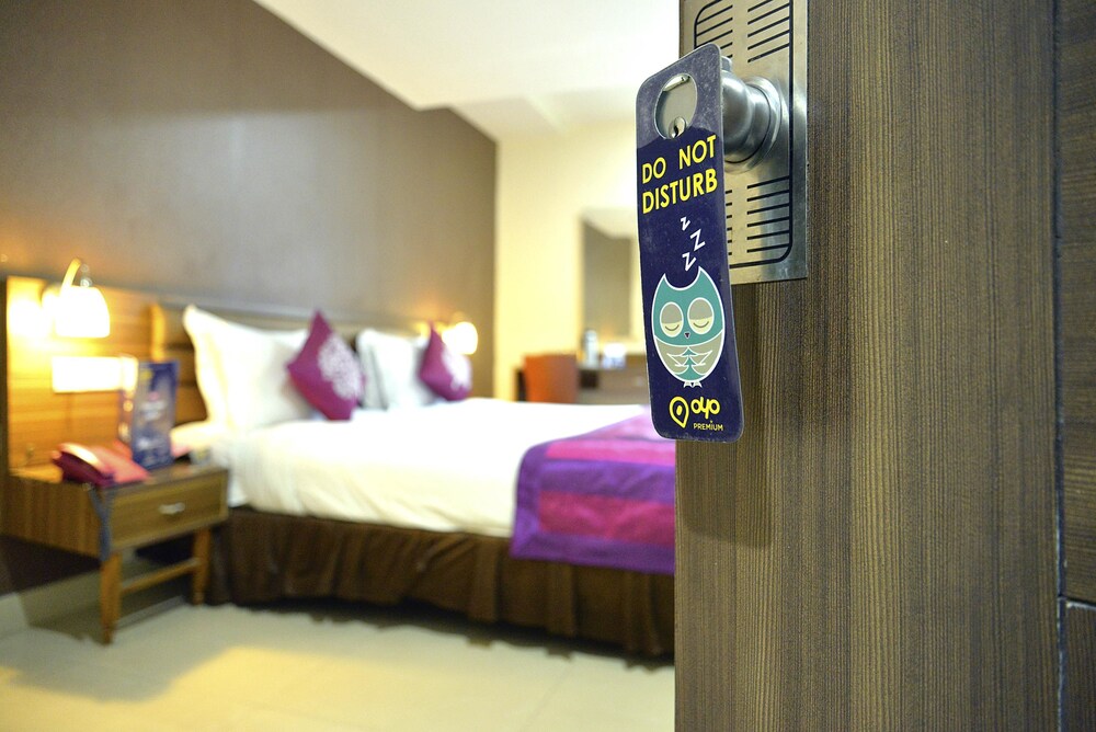 Oyo 1744 Hotel Swagath Grand Secunderabad India Oyo 1744 Hotel Swagath Grand Secunderabad