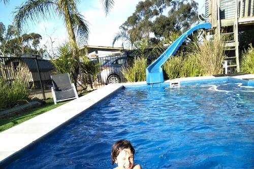 a twist of willow dandenongs book at hotels com