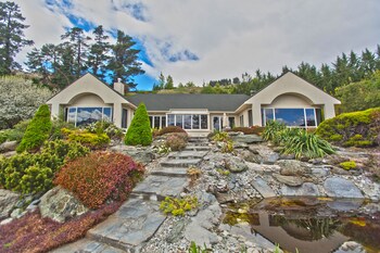 284 Queenstown Hotel Last Minute Deals S Last Minute Hotel Deals In Queenstown New Zealand Picture Of The Shan S Luxury Lodge Lake Hayes