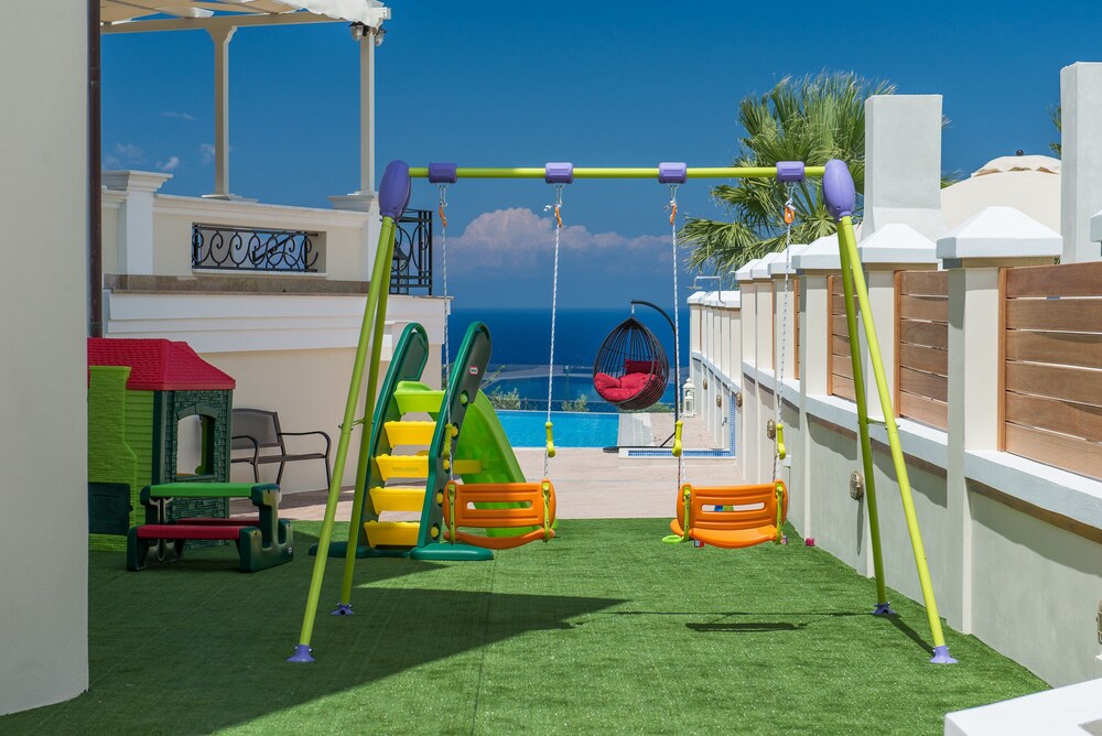 弗里多华丽别墅, 扎金索斯, 儿童活动区 - 室外