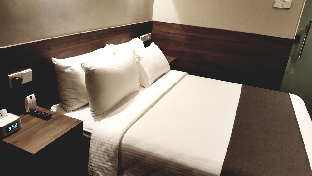 Get Arcadia Hotel Singapore Gif