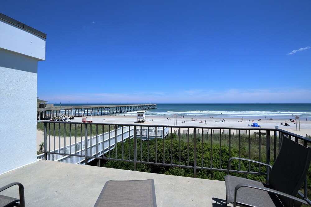 Book Silver Gull Motel In Wrightsville Beach Hotels Silver Gull Motel Wrightsville Beach Ocean Front Balcony