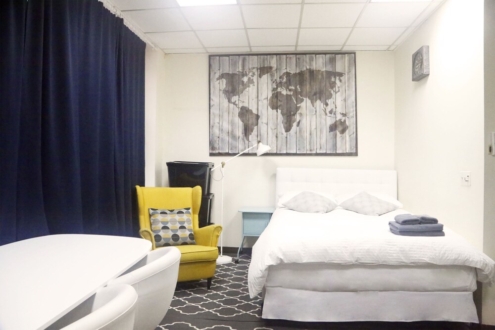 book bryant park studio apartment next to times square in new york