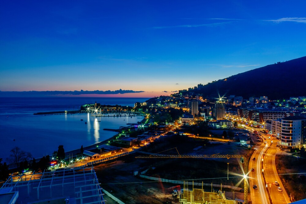 Book Hotel Tre Canne In Budva Hotels Com