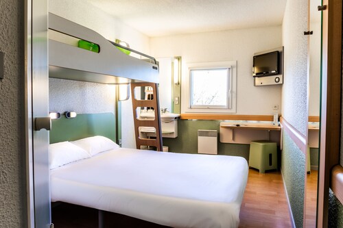 シャトールー Chr シャトールー センター空港 周辺のホテル 宿泊予約 格安ホテル予約 最安値検索 ホテルズドットコム