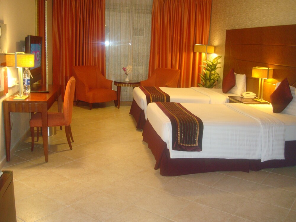 Book Al Manar Grand Hotel Apartments In Dubai Hotels Com