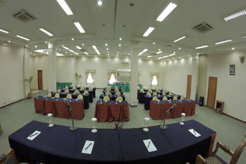Book Puri Jaya Hotel In Jakarta Hotels Com Book Puri Jaya Hotel In Jakarta Hotels Com
