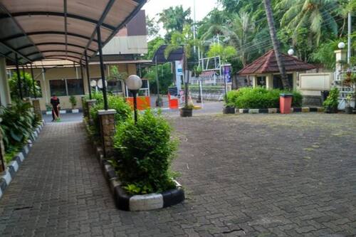 Book Puri Jaya Hotel In Jakarta Hotels Com Book Puri Jaya Hotel In Jakarta Hotels Com