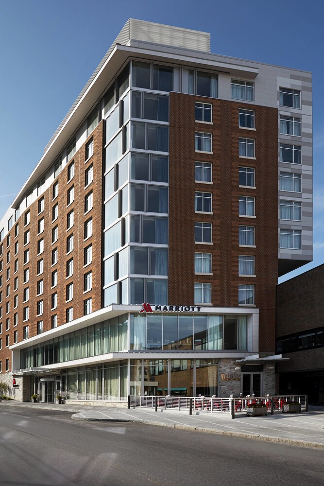 Book Ithaca Marriott Downtown On The Commons In Ithaca Hotelscom