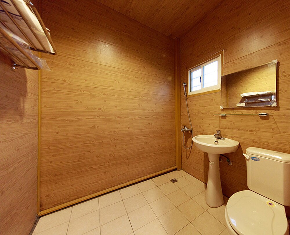 墾丁大尖山原野小屋 住宿預訂優惠及飯店資訊 Hotels Com