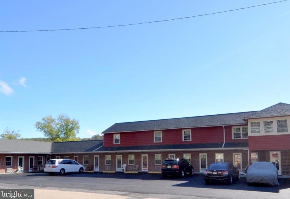 Book Berkeley Springs Motel In Hotels Berkeley Springs Motel