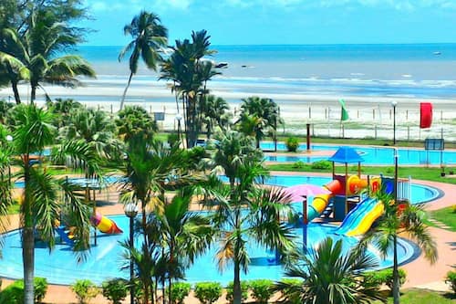 Book De Rhu Beach Resort In Kuantan Hotels Com