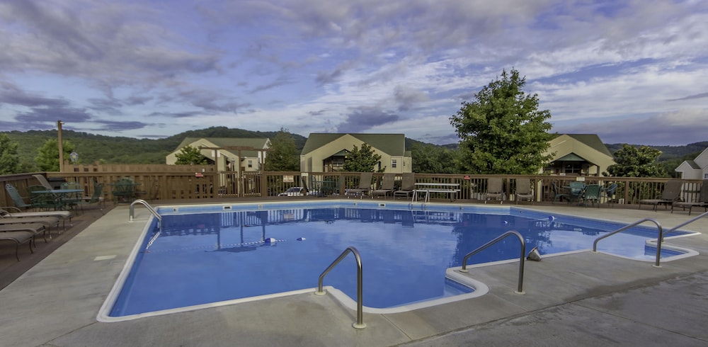 Book Branson Condo Resorts Silver Dollar City In Hotels Branson Condo Resorts Silver Dollar City Outdoor Pool