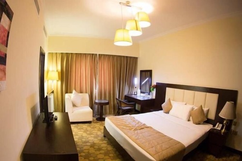 احجز فندق رش إن في دبي قارن أسعار