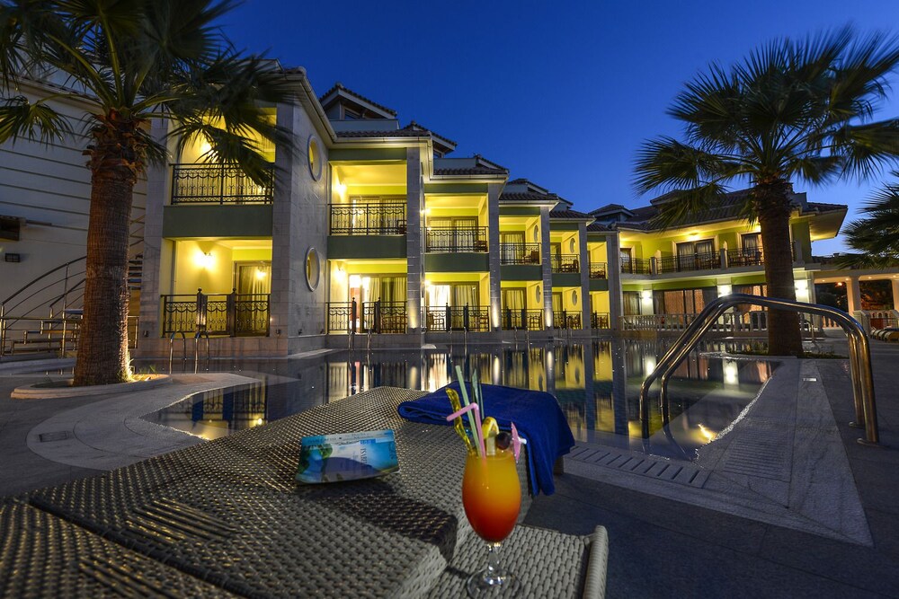 palazetto hotel zante