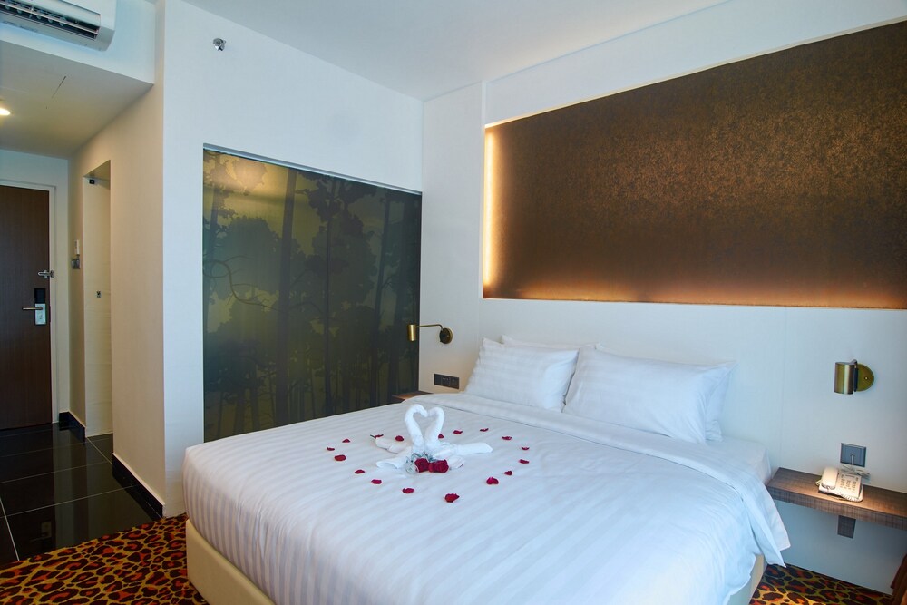 Amerin Hotel Johor Bahru, Johor Bahru - Updated Price, Reviews 