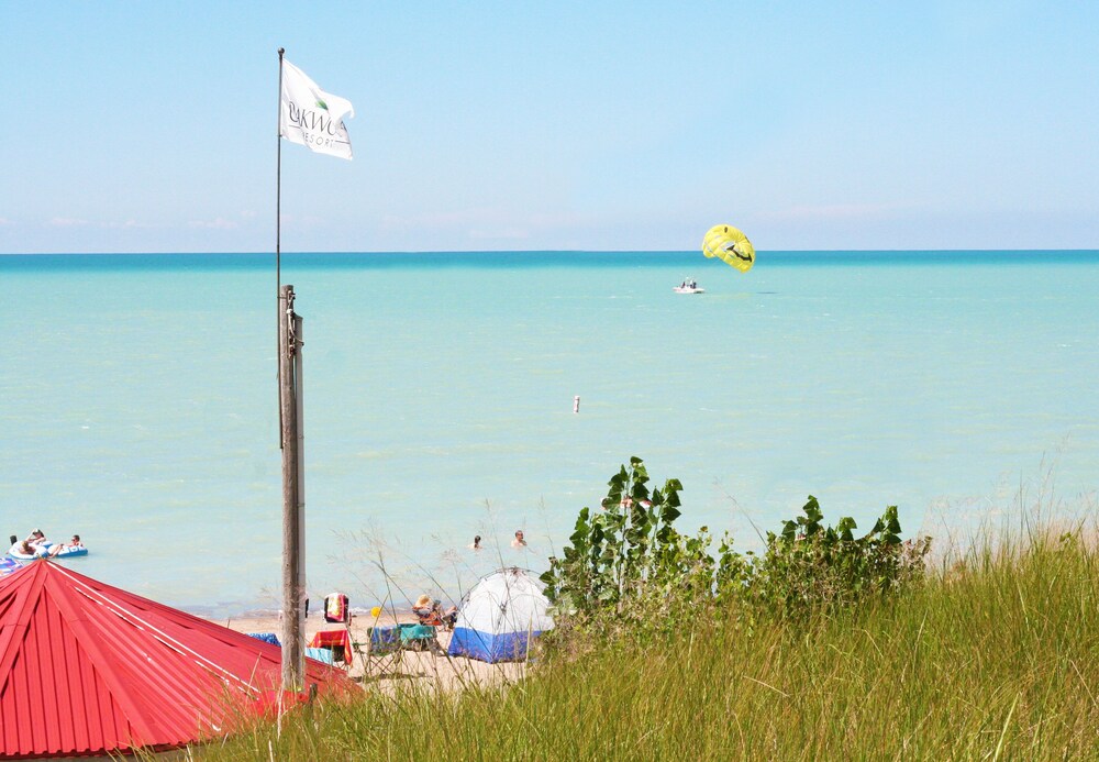 Book Oakwood Resort In South Huron Hotels Com