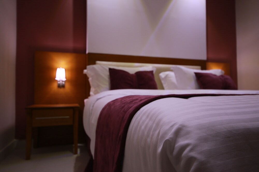 Book Beautiful Moment Furnished Apartments In Riyadh Hotels Com