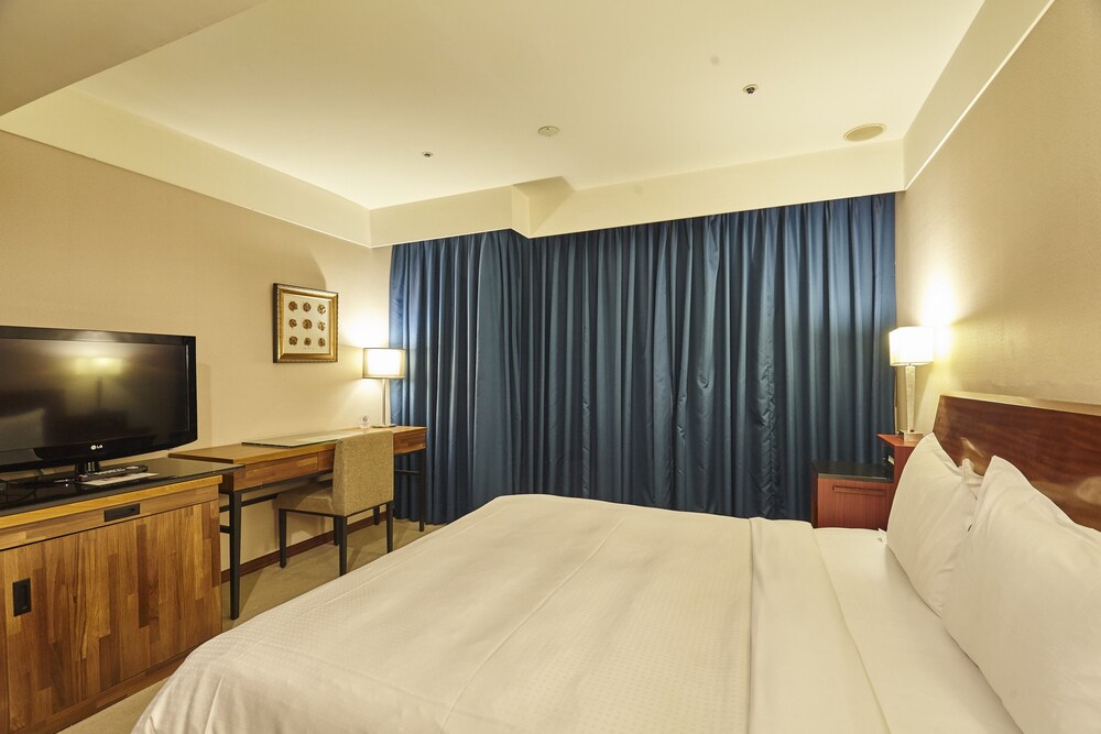 全家商務旅店 住宿預訂優惠及飯店資訊 Hotels Com