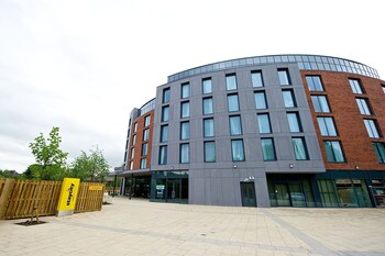 15 Closest Hotels To York Barbican In