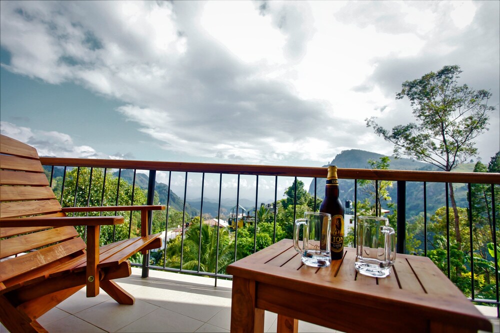 家庭房, 阳台, 山景 - 客房