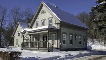 15 Closest Hotels To Vermont Country In Rockingham