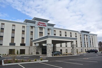 Top 10 Hartville Hotels Near Maize Valley Winery Ohio