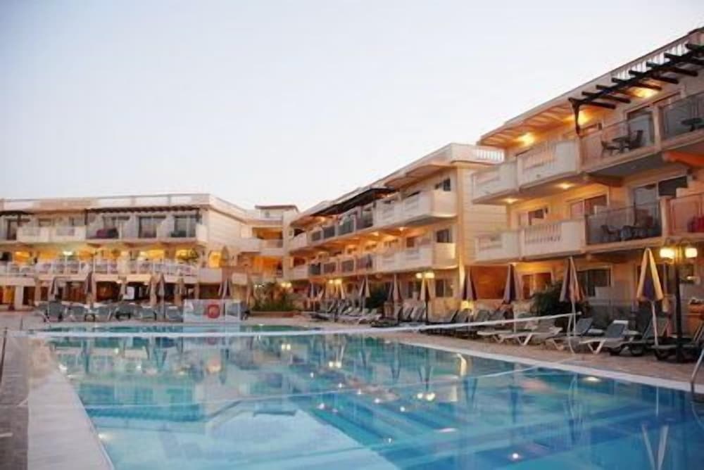 sensimar zante maris reviews