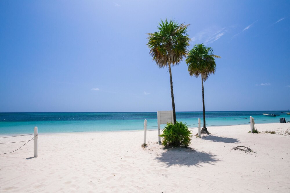 Playa Bonita Studio Roatan Honduras Hotel S Playa Bonita Studio Roatan Townhome 1 Bedroom Garden View Beach