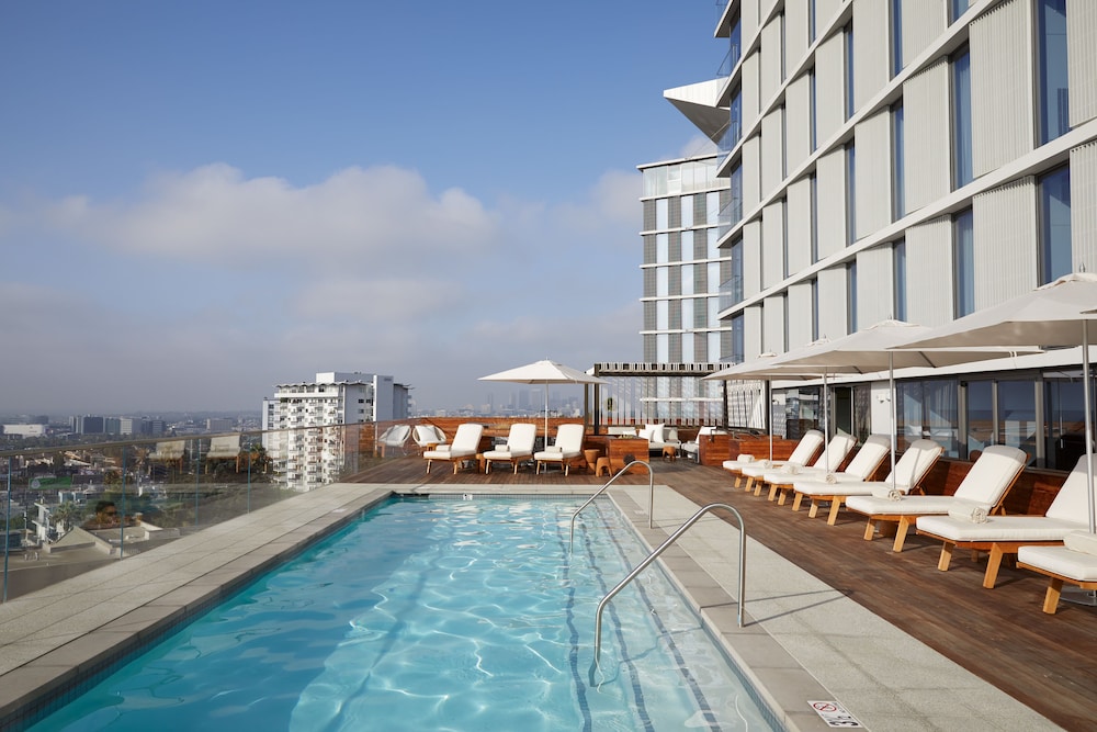 Book The Jeremy Hotel West Hollywood In Hotels The Jeremy Hotel West Hollywood Outdoor Pool