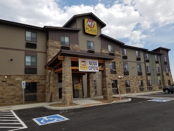Top 10 Hotels In Windsor Colorado
