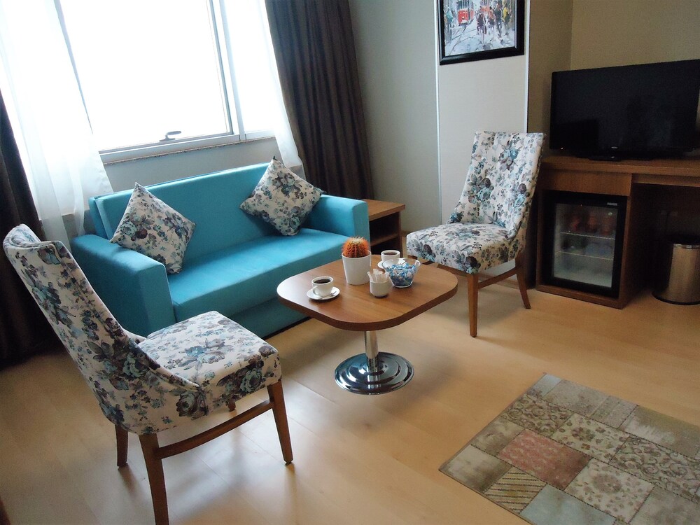 book golden lounge hotel in icmeler mahallesi hotels com