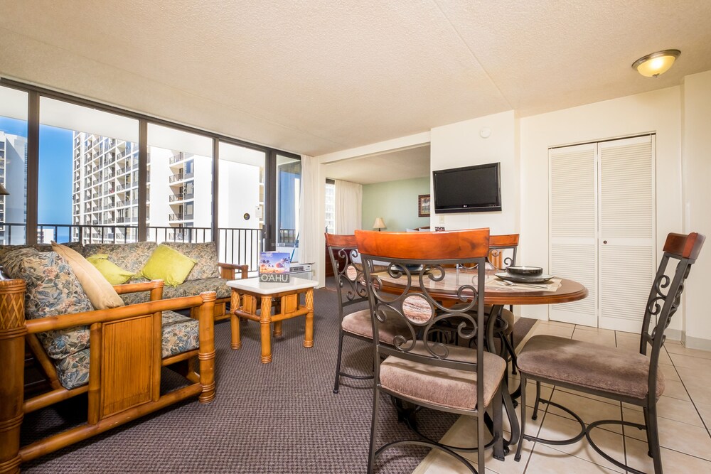 スイートウォーター アット ワイキキ Vri リゾート の宿泊予約 ホテルズドットコム