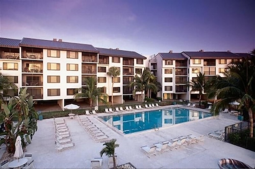 Santa Maria Harbour Resort 306 Weekly Minimum Fort Myers Beach Santa Maria Harbour Resort 306 Weekly Minimum Fort Myers Beach