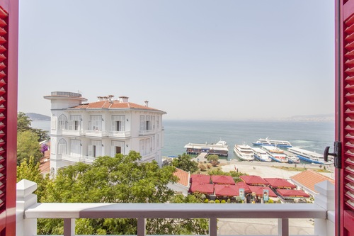 Splendid Palace Hotel In Adalar Book On Hotels Com