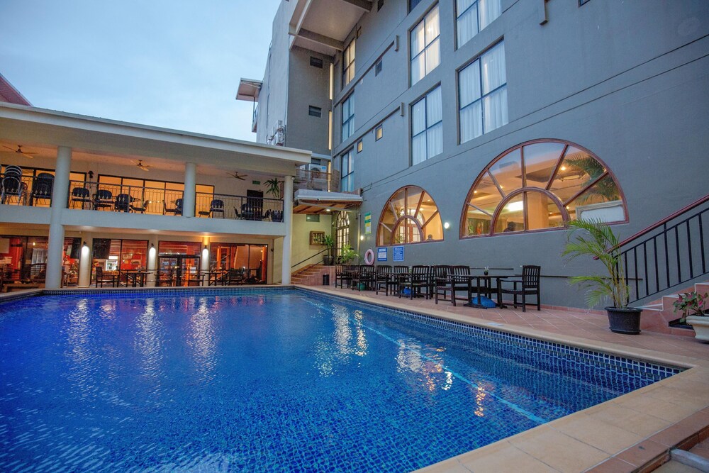 Book Ela Beach Hotel Apartments In Port Moresby Hotels Com