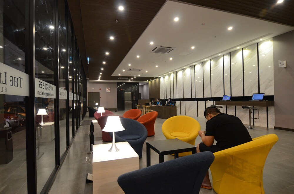 Book The Leverage Business Hotel Skudai in Johor Bahru