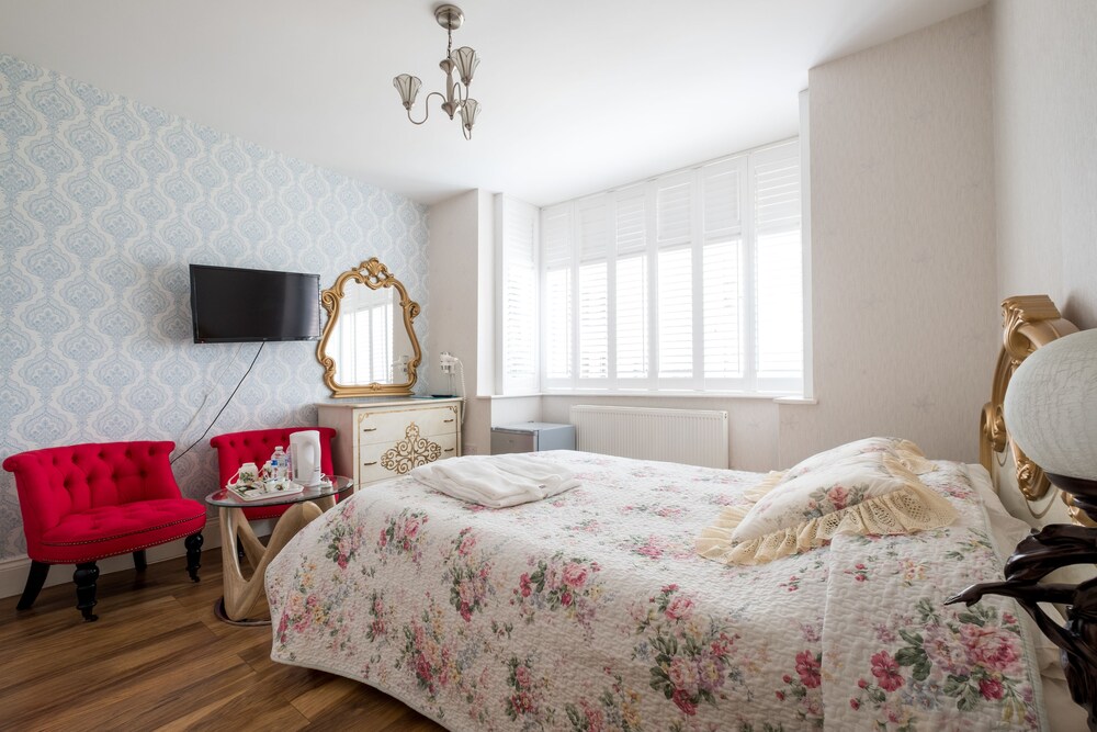 Book Kato London Haus In Morden Hotels Kato London Haus Morden