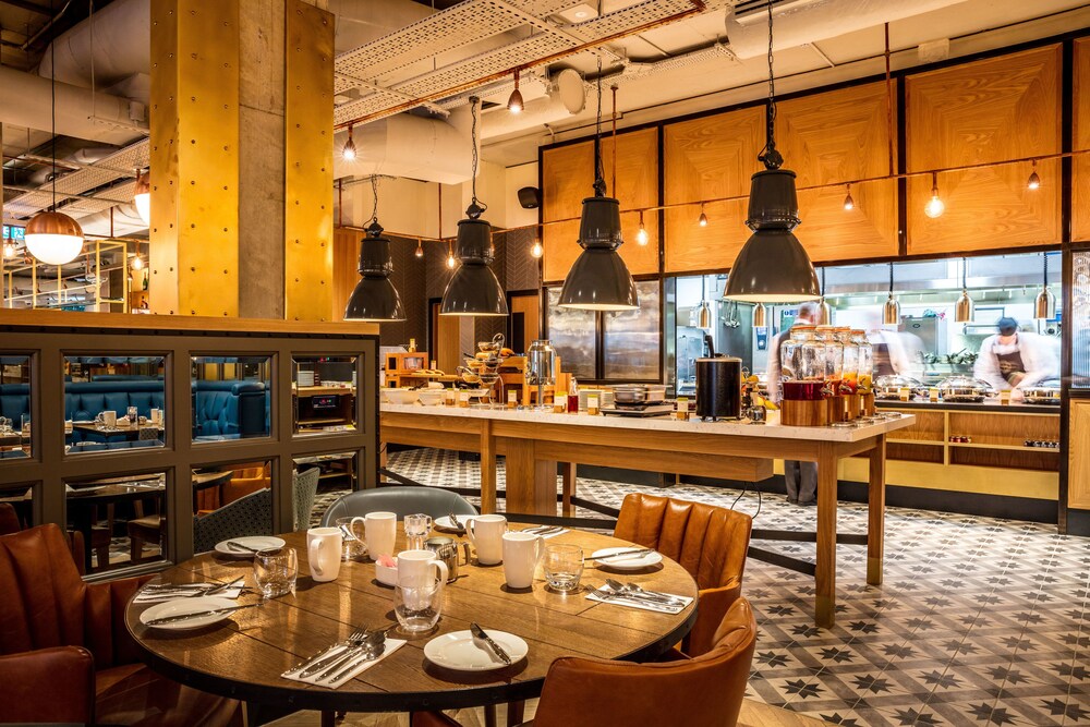Hotels Near Kingston Upon Thames Hotels Near Kingston Upon Thames