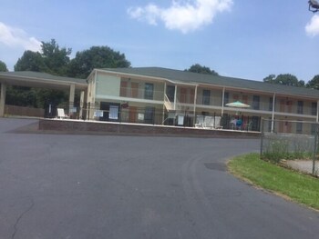 Top 10 Hotels In Laurens South Carolina