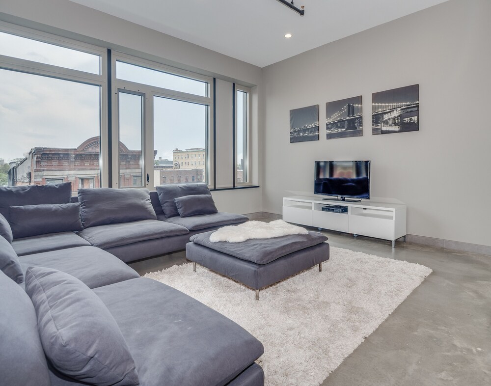 Book Deedee S Apartments Lofts At Grove In Jersey City Hotels Com