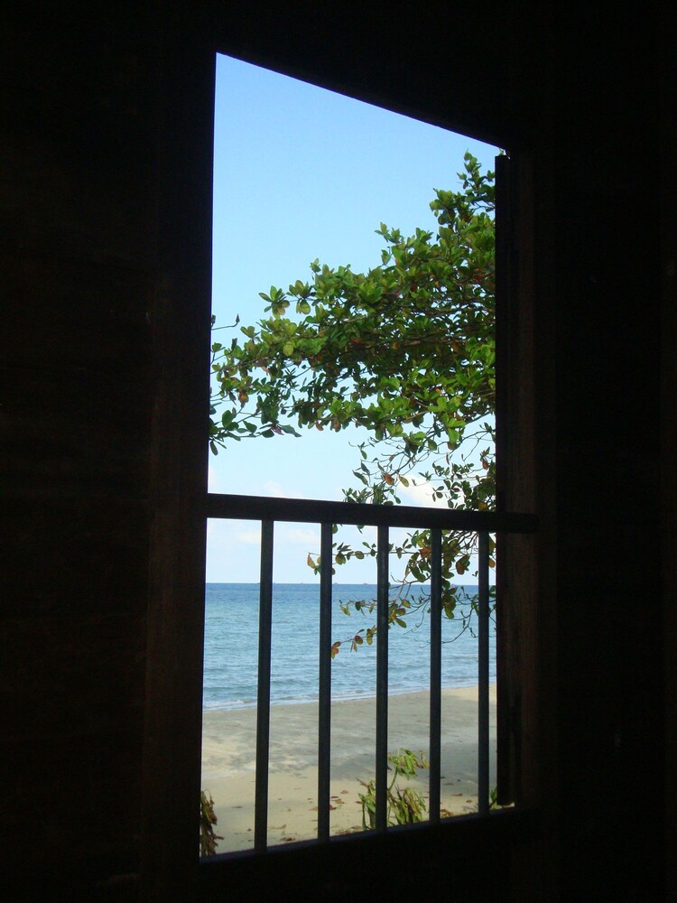 Book Mutiara Beach Resort in Bintan  Hotels.com