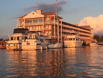 Top 10 Hotels In Alexandria Bay New York Resorts In Alexandria Bay
