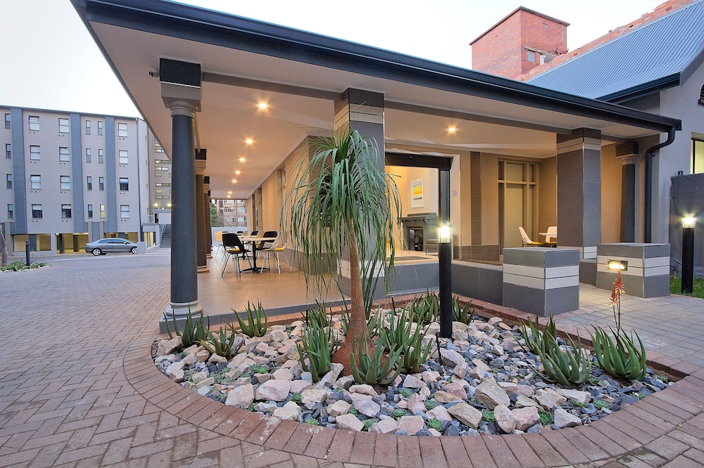 The Park Lodge Hotel, Pretoria Info, Photos, Reviews Book at