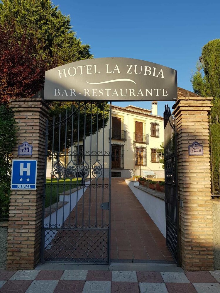 Hotel La Zubia In La Zubia Hotels Com