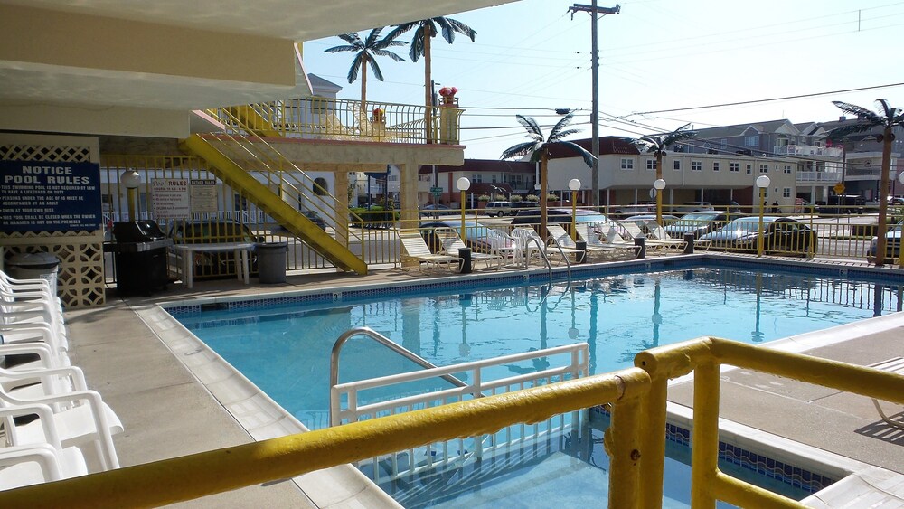 Book Golden Rail Motel In North Wildwood Hotels Golden Rail Motel North Wildwood