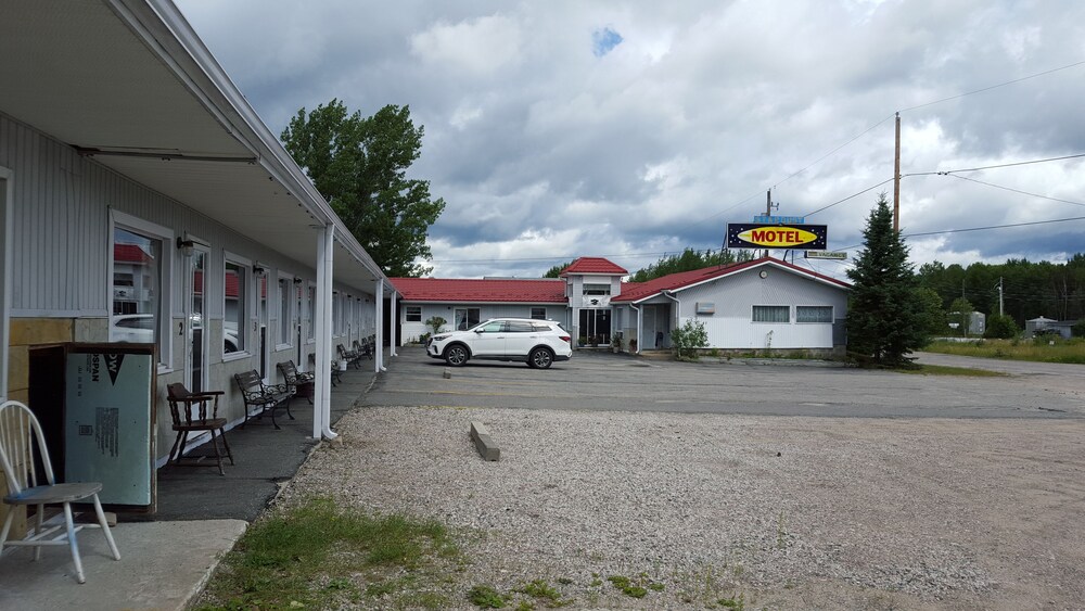Stardust Motel Ontario Canada Book Stardust Motel in Gogama | Hotels.com