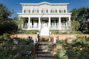 Top 10 Hotels In Downtown Wilmington Riverwalk North Carolina Top 10 Hotels In Downtown Wilmington Riverwalk North Carolina