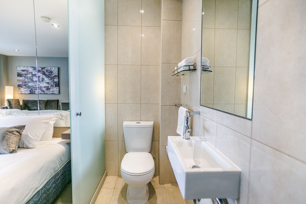 Book Comfy Kew Apartments In Melbourne Hotels Com