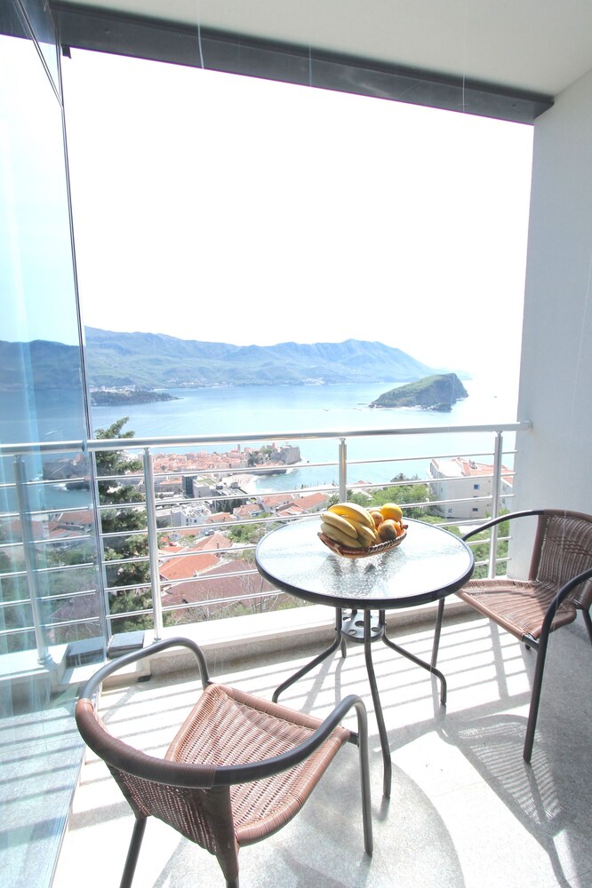 Book Apartments Aqua In Budva Hotels Com